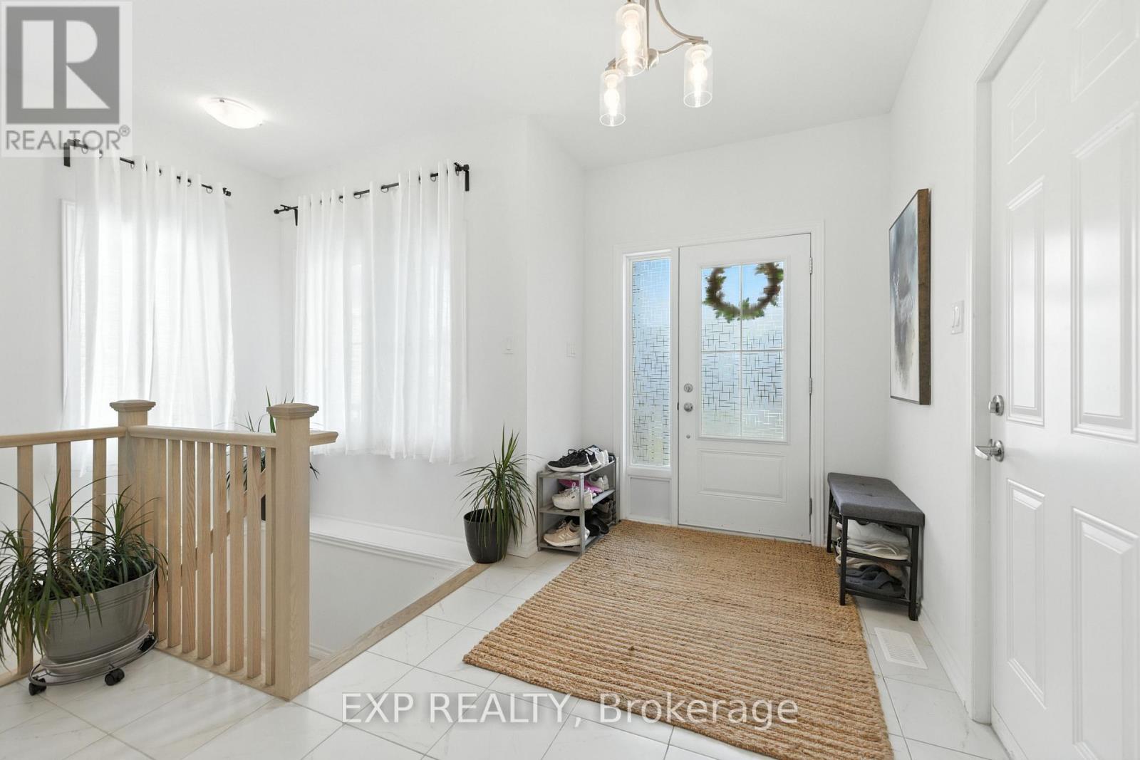 202 DOWSLEY CRESCENT