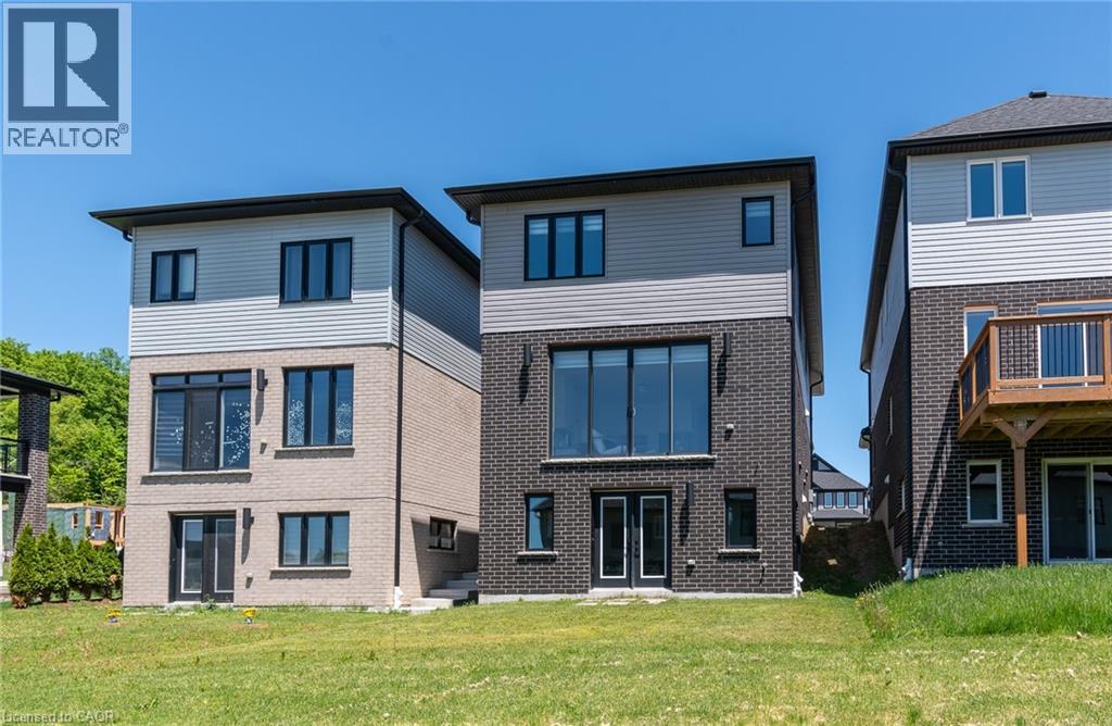 508 NATHALIE Crescent