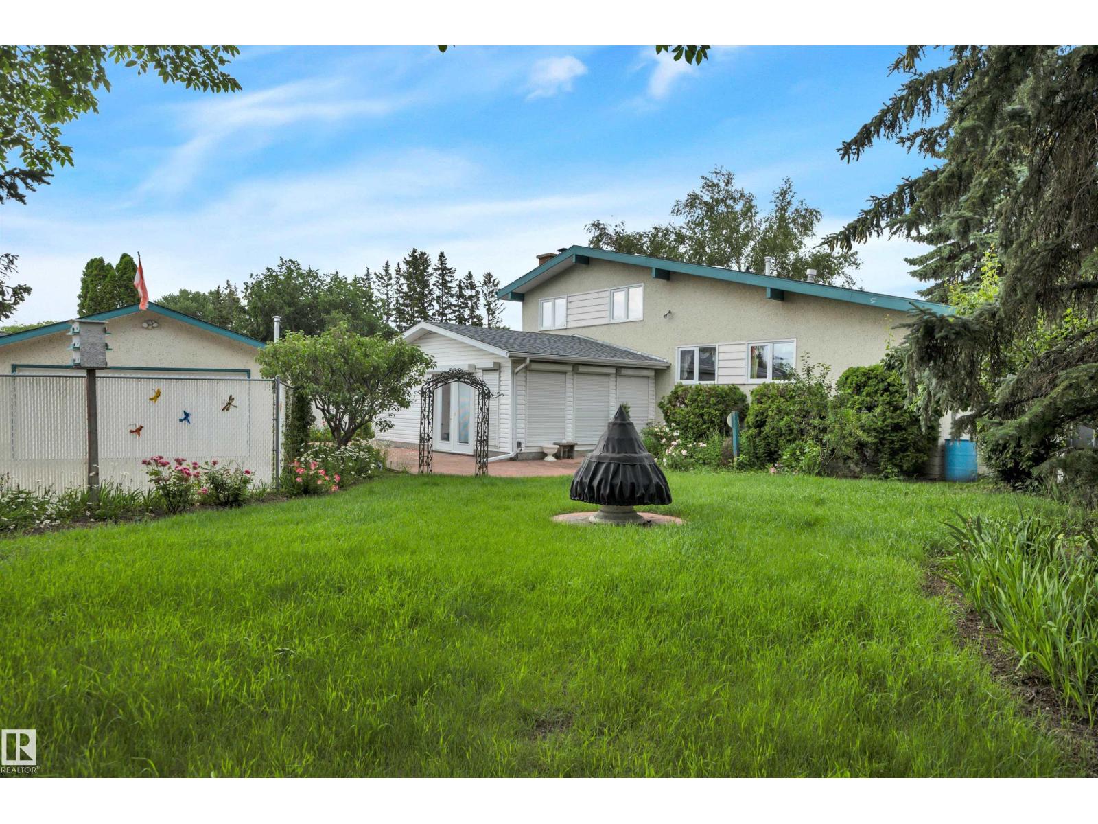 7604 149 AV NW