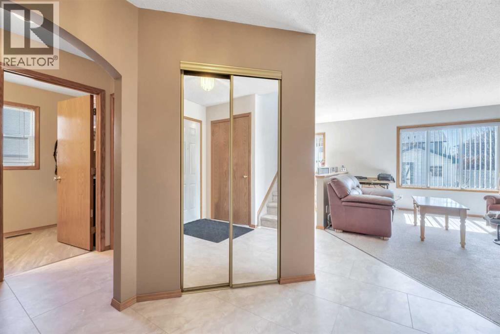 7 Springs Crescent SE