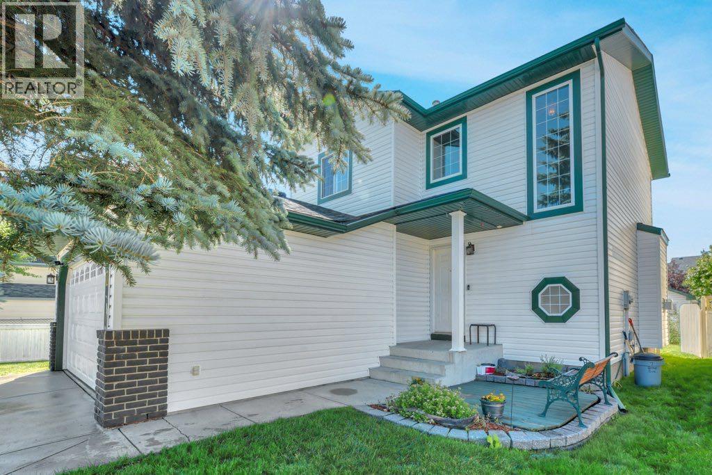 7 Springs Crescent SE