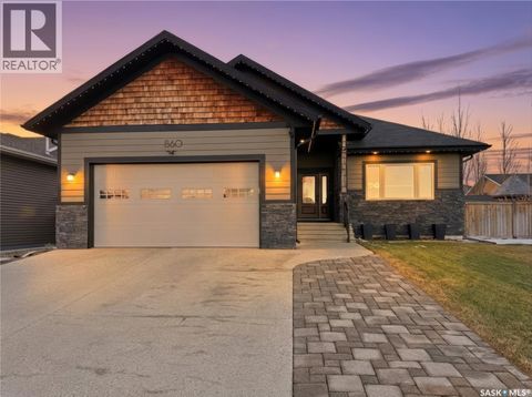 860 Colonel Otter DRIVE Swift Current SK S9H4W9