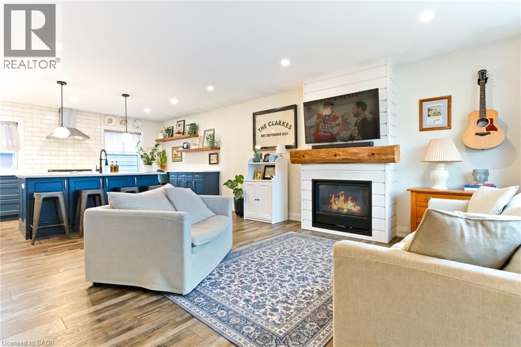 3 FAY Avenue