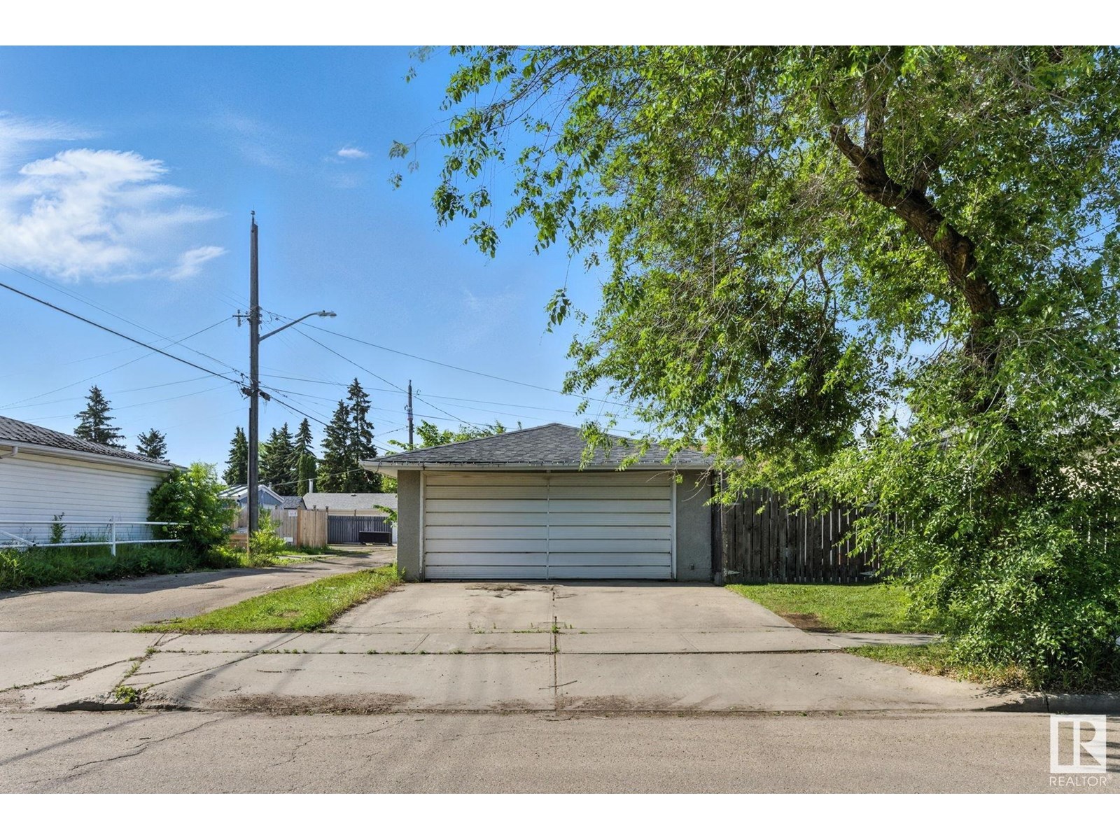 12807 129 AV NW NW