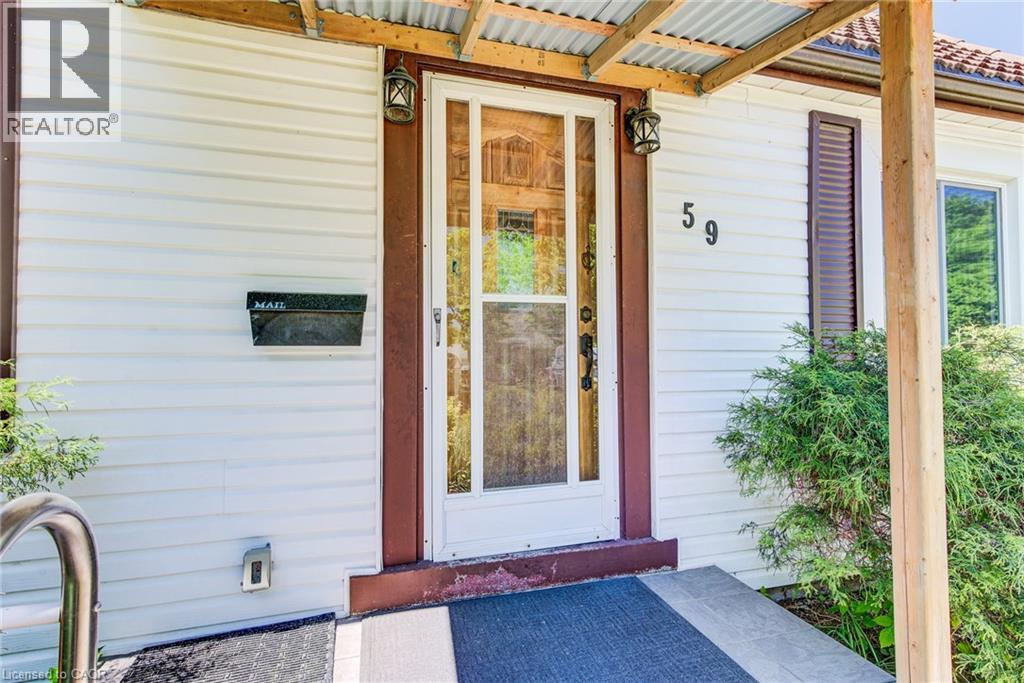59 LORNE Crescent