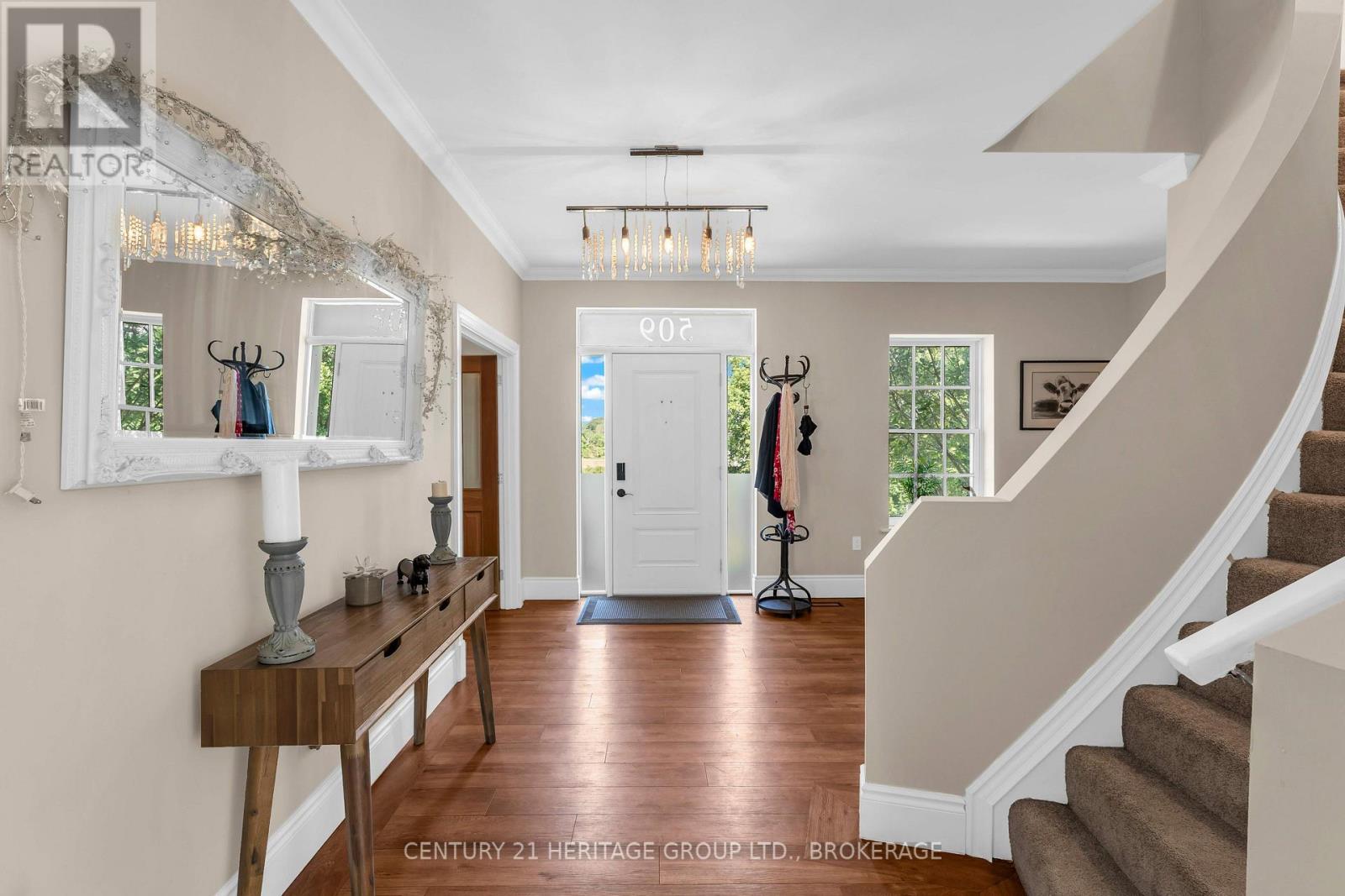 509 MAPLE LAWN DRIVE