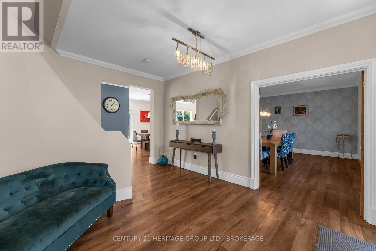 509 MAPLE LAWN DRIVE