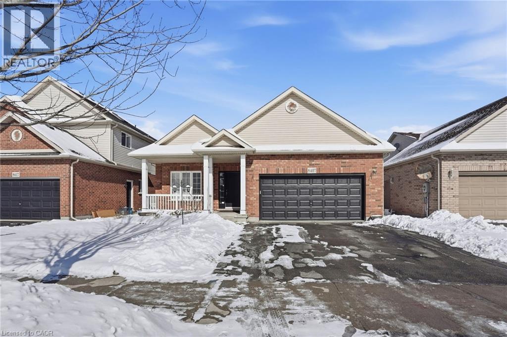 8407 HEIKOOP Crescent