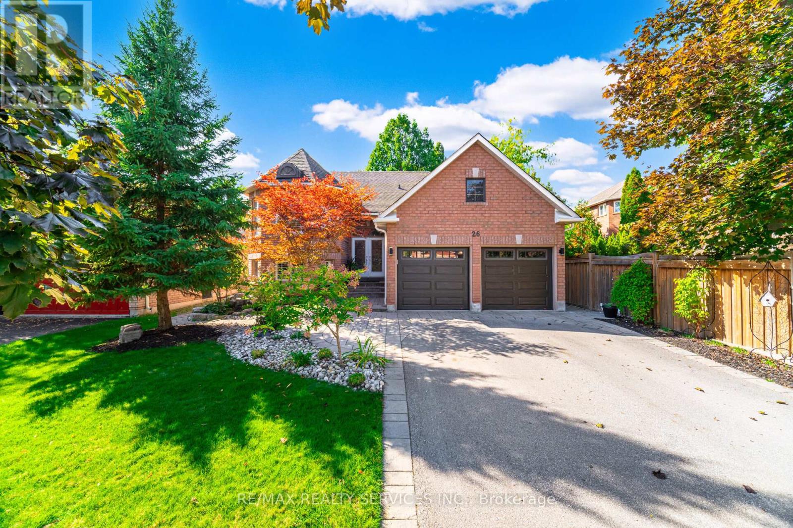 26 HAMILTON CRESCENT