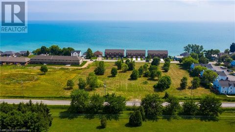 38 NEW LAKESHORE Road Port Dover ON N0A1N3