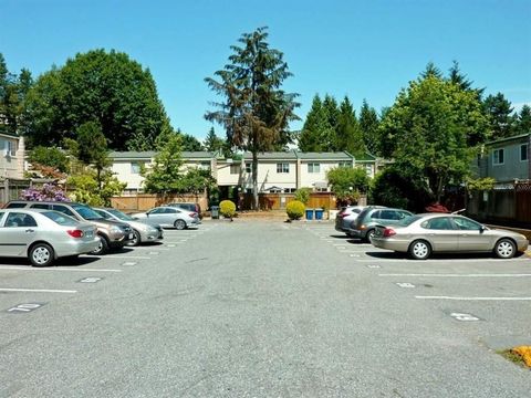 128 15225 105 AVENUE Surrey BC V3R1R9