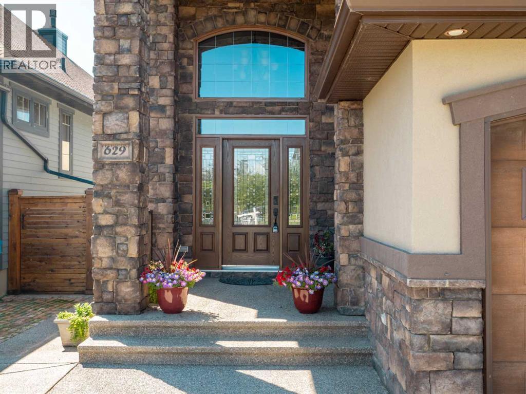 629 Southgate Boulevard S