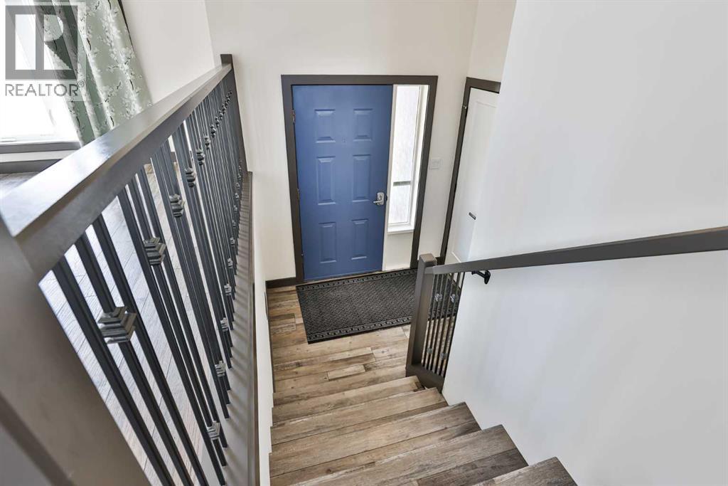 11 Wildwood Crescent W