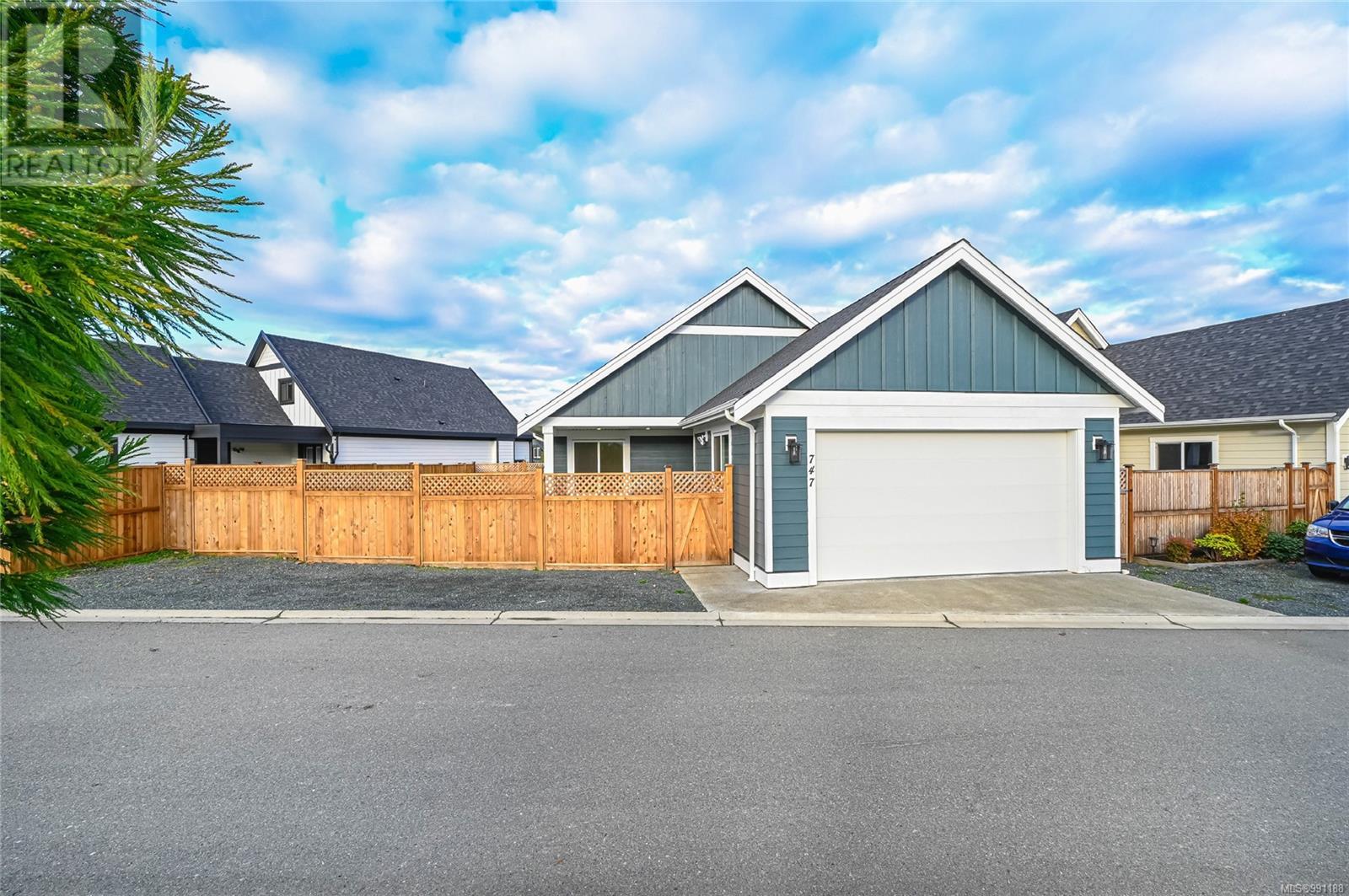 747 Briarwood Dr