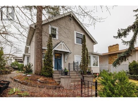 1537 Lakeview Street Kelowna BC V1Y6N1