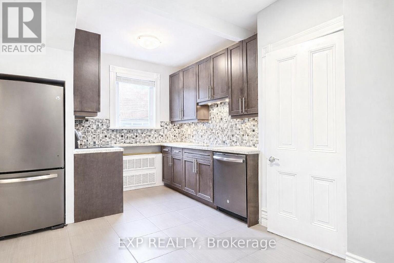 2 - 1197 YORK STREET