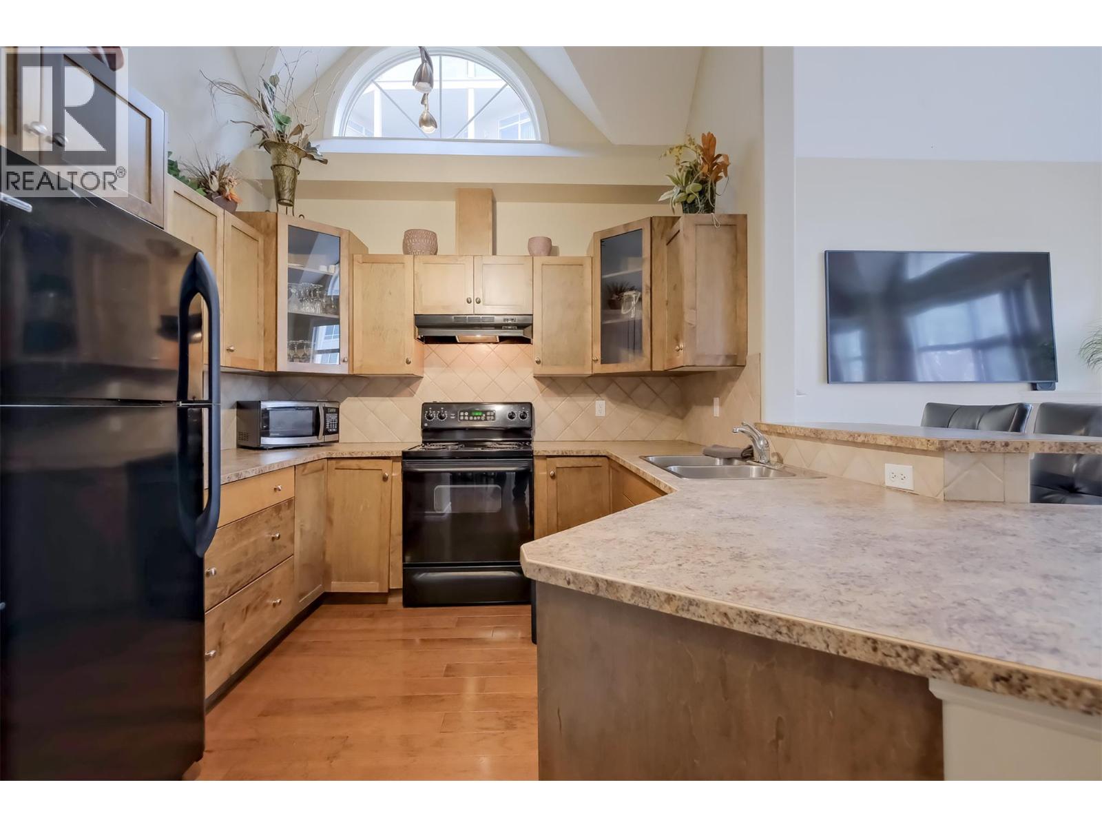 1128 Sunset Drive Unit# 101