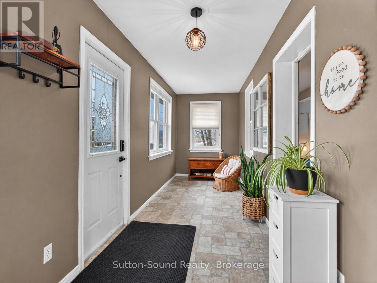 102018 GREY ROAD 5 ROAD