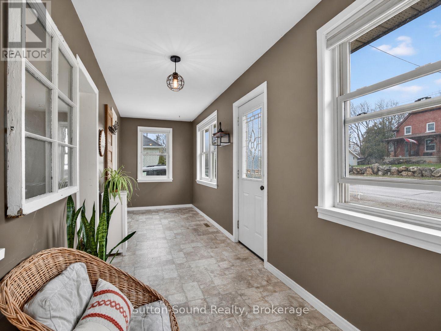 102018 GREY ROAD 5 ROAD