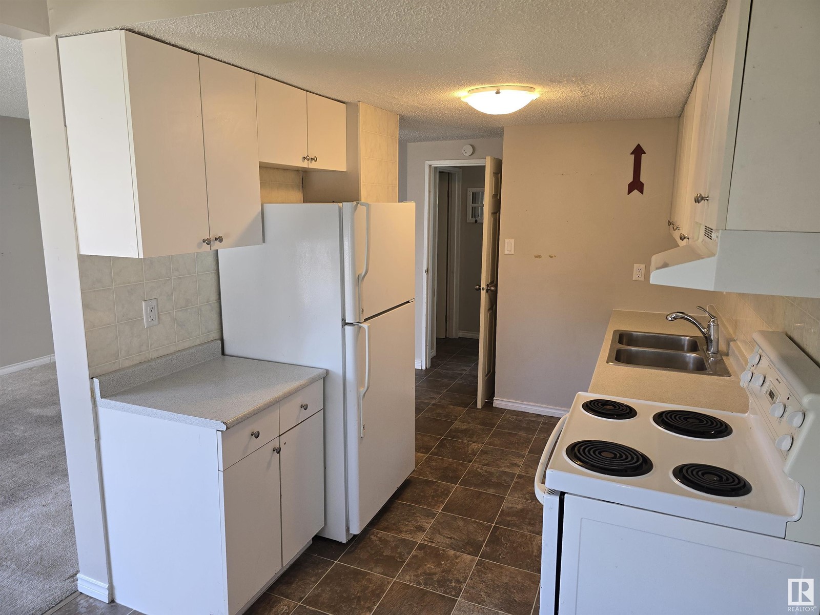 62 Amberly CO NW