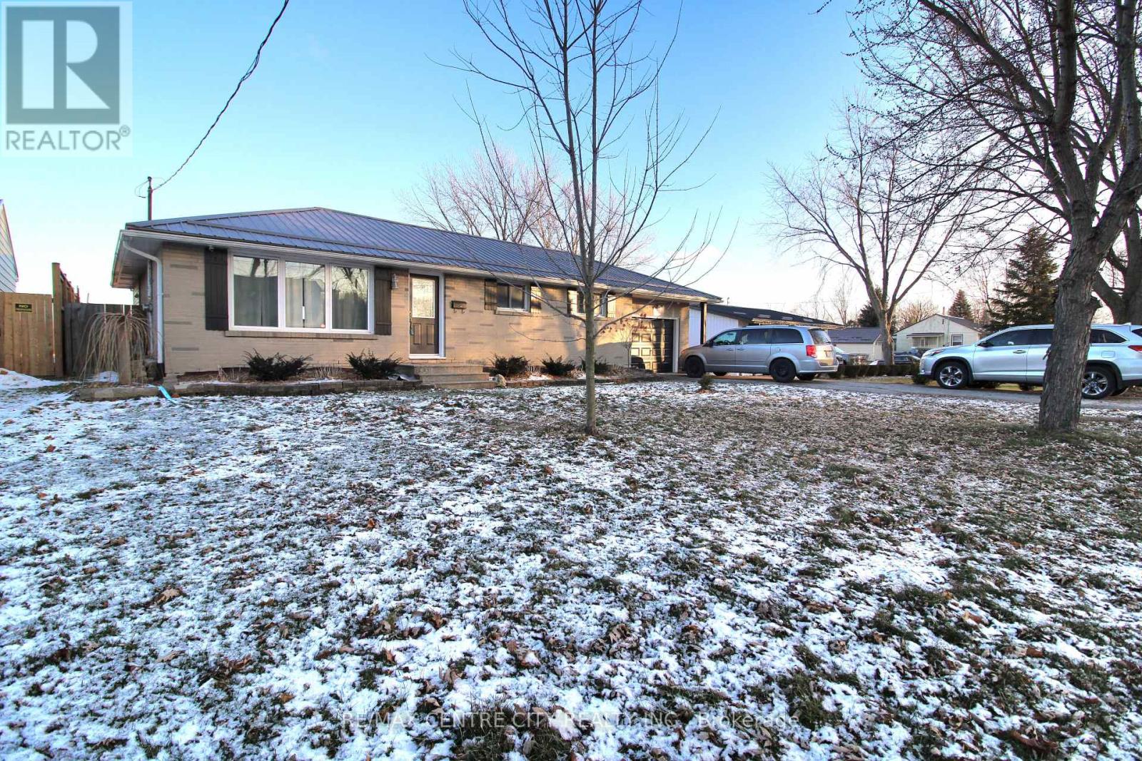 200 CENTENNIAL AVENUE