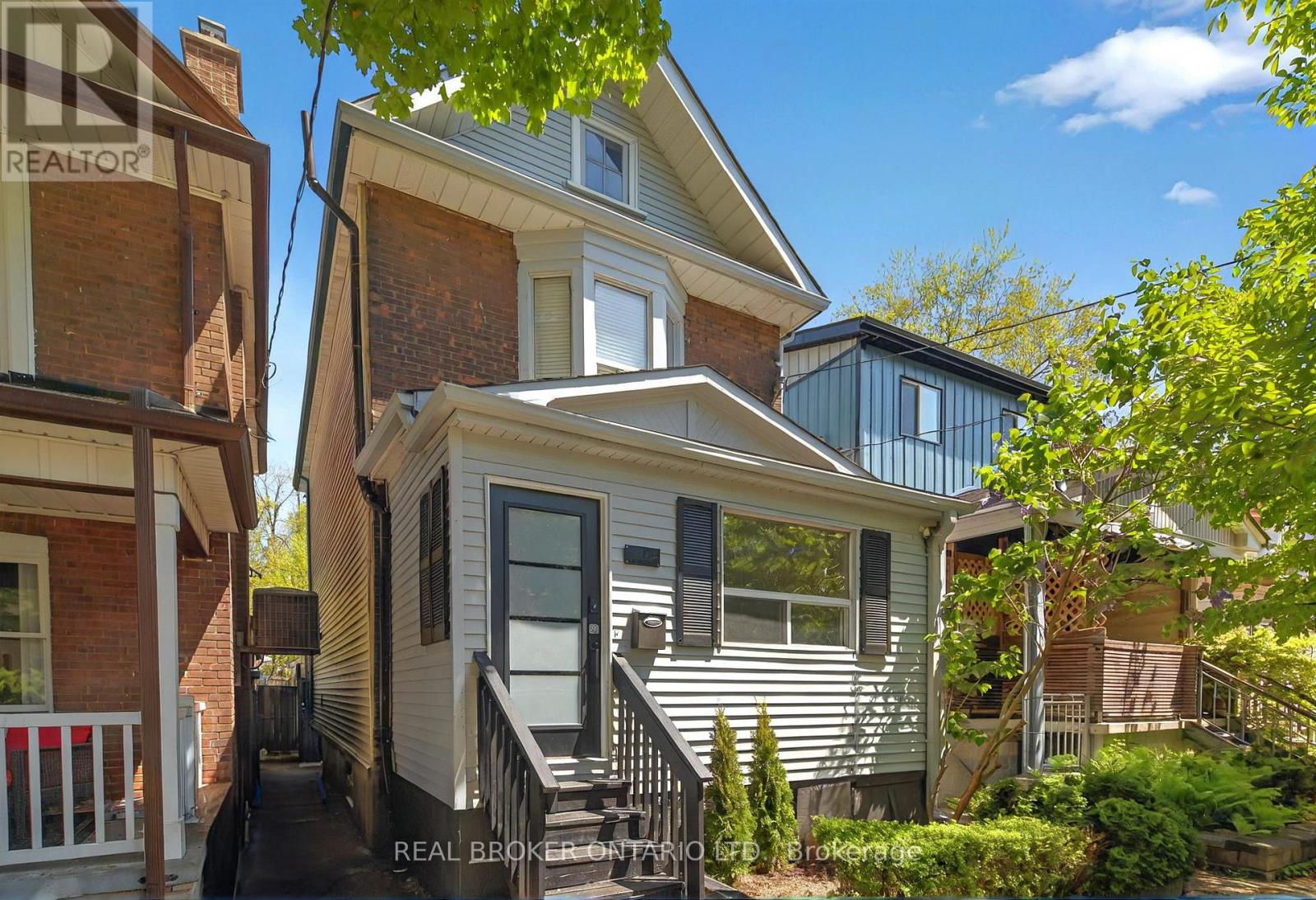 143 PARKMOUNT RD ROAD