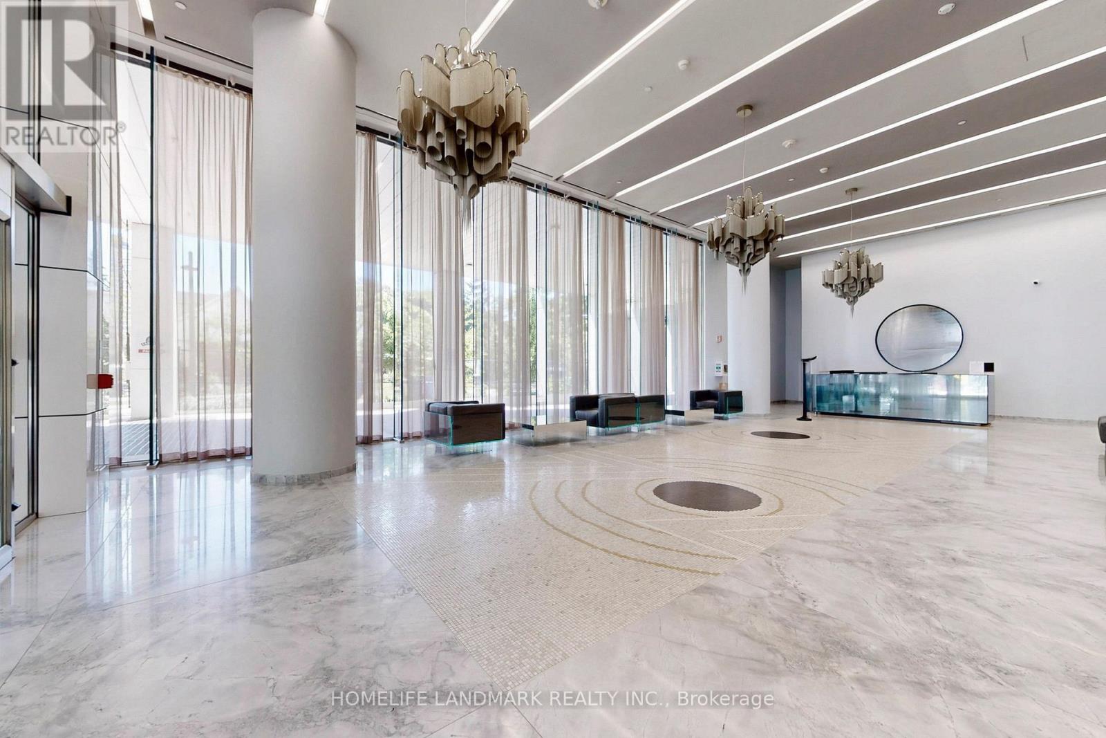 918 - 5 SOUDAN AVENUE