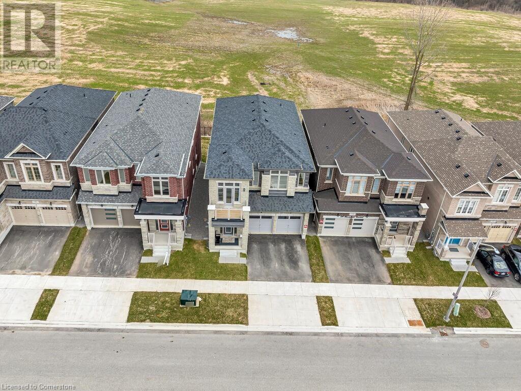 140 BLOOMFIELD Crescent