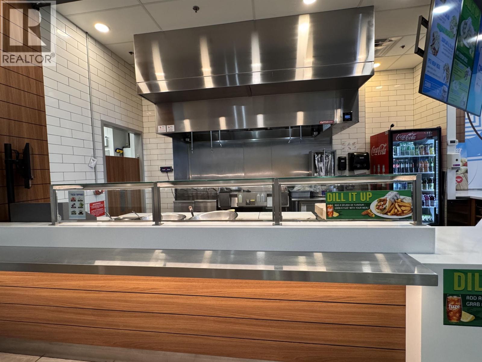 104 4741 LAKELSE AVENUE