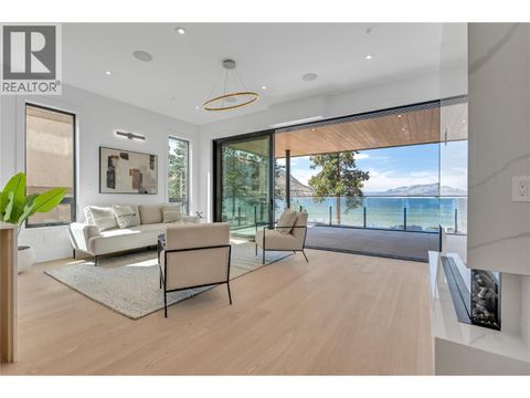 602 Lakeshore Drive Unit# 202 Penticton BC V2A1B9