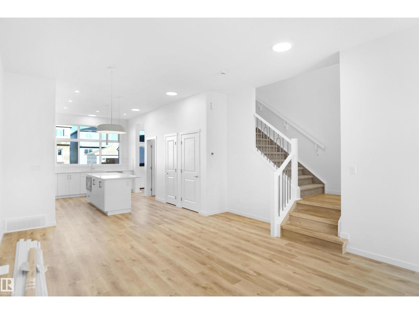 5115 PARC REUNIS WY