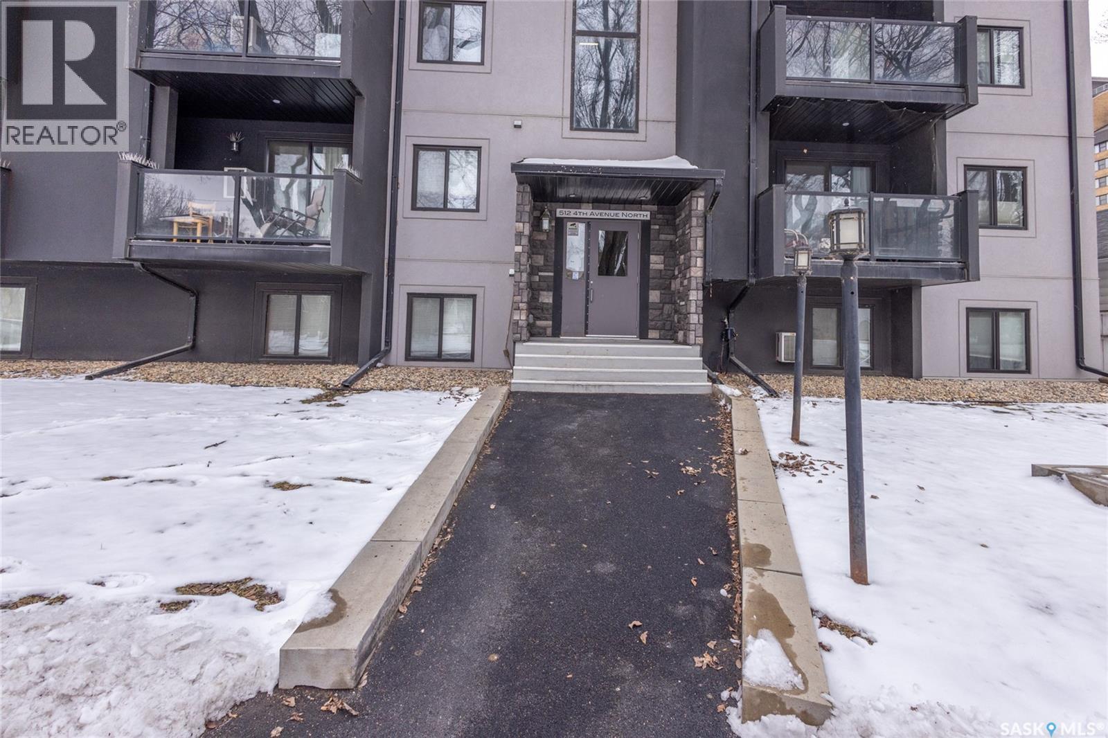 307 512 4th AVENUE N