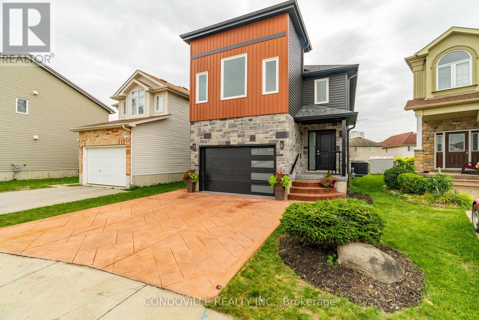 79 WINDING MEADOW COURT