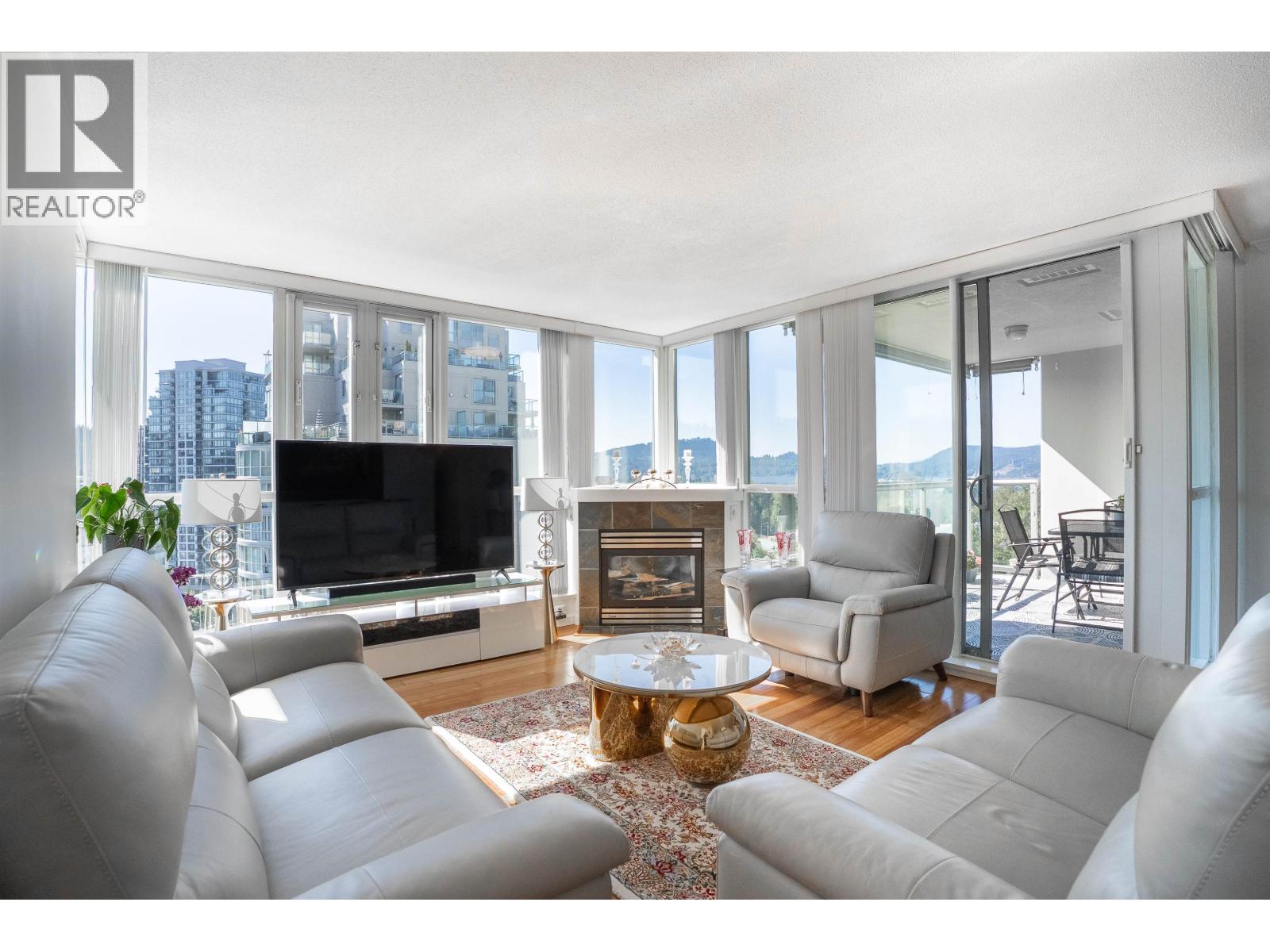 1403 235 GUILDFORD WAY