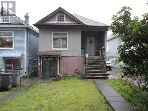 847 E 22ND AVENUE Vancouver BC V5V1V8