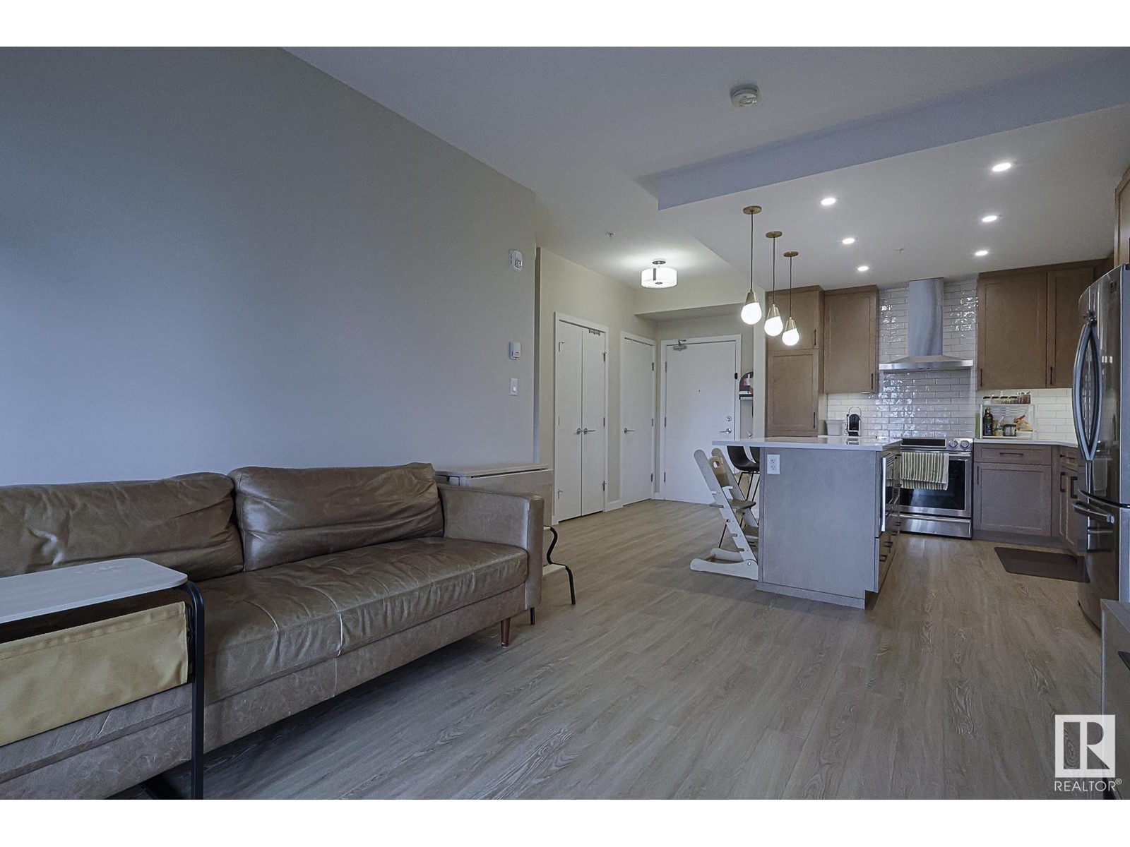 #426 1154 ADAMSON DR SW