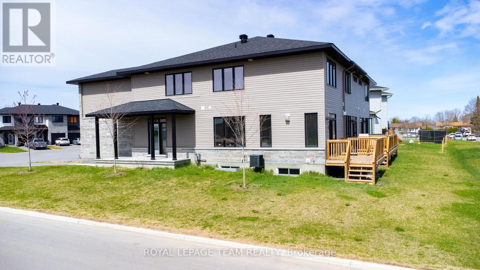 3 MORRALL COURT