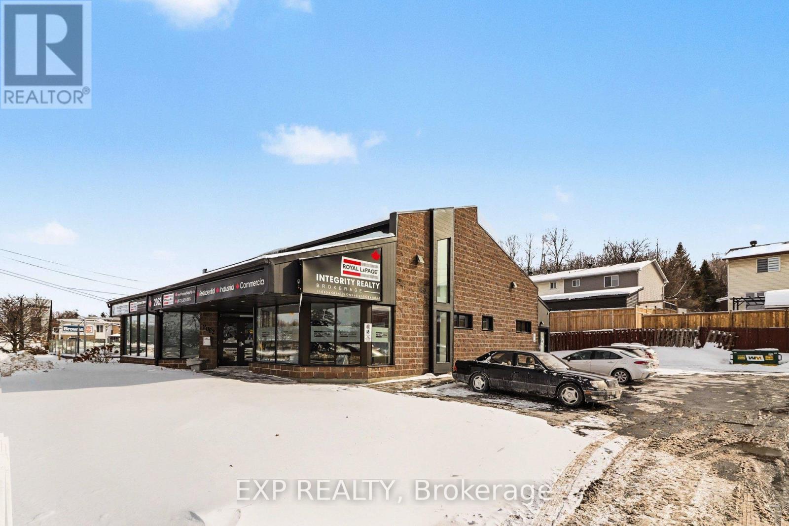 2 - 2062 ST JOSEPH BOULEVARD