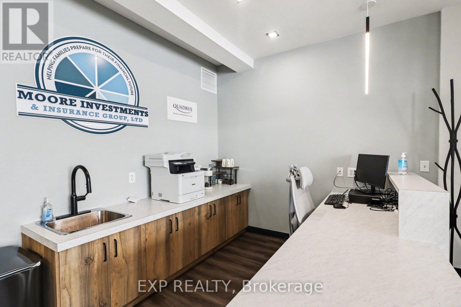 2 - 2062 ST JOSEPH BOULEVARD