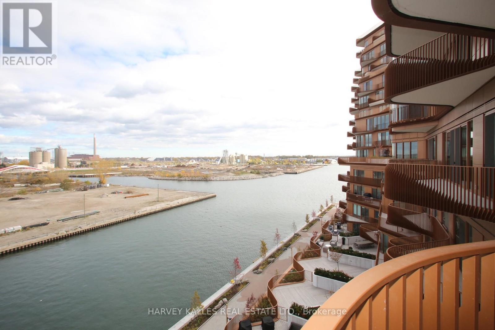 701 - 155 MERCHANTS WHARF AVENUE