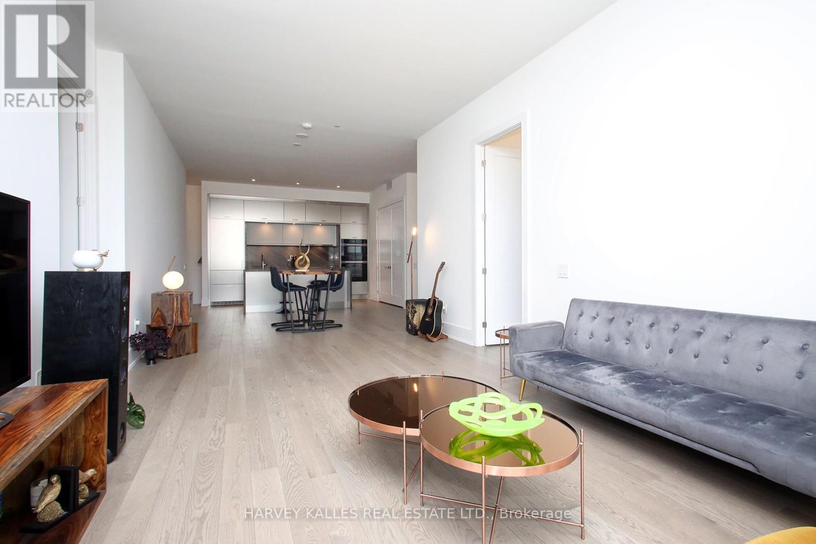 701 - 155 MERCHANTS WHARF AVENUE