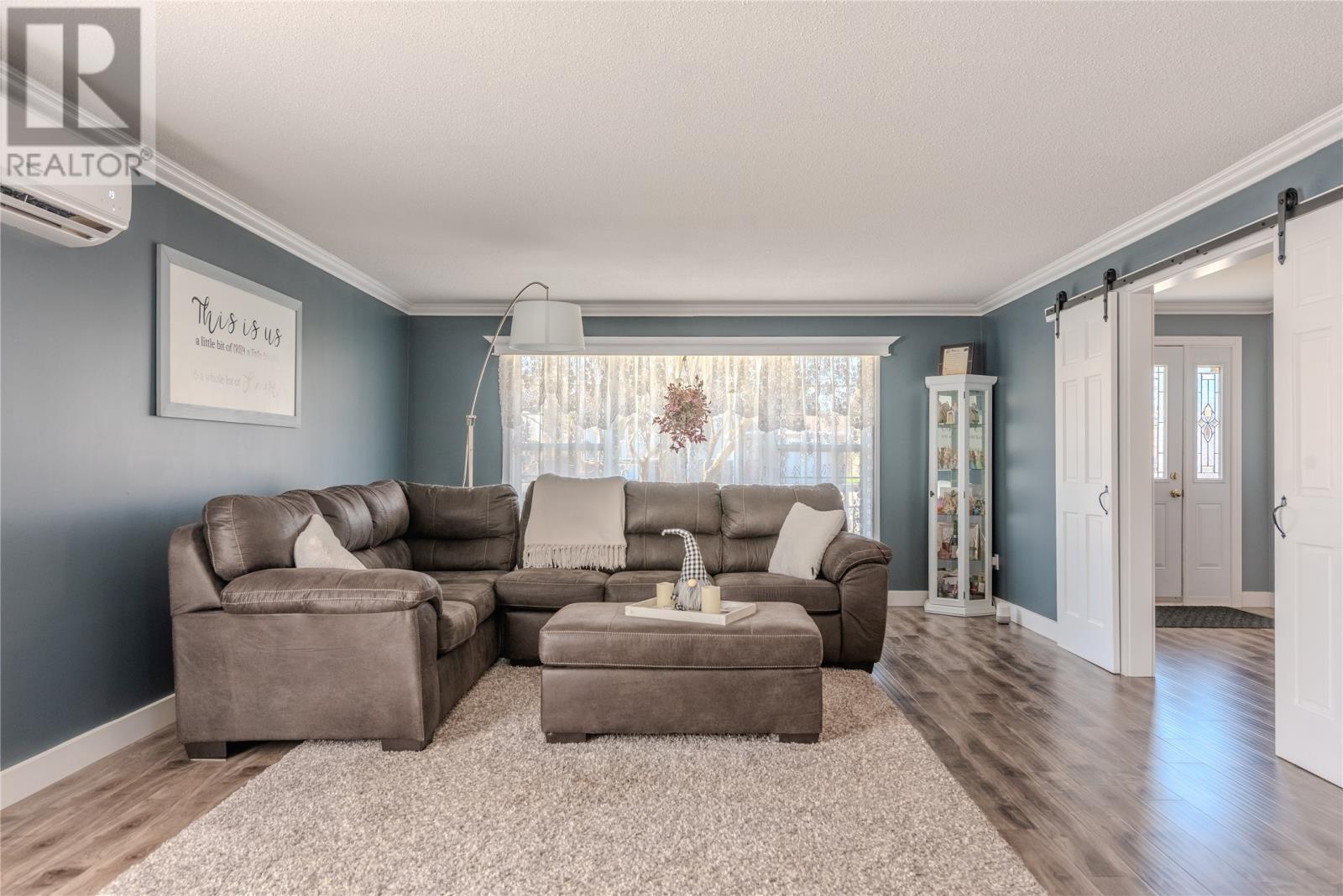7 Morgan Drive