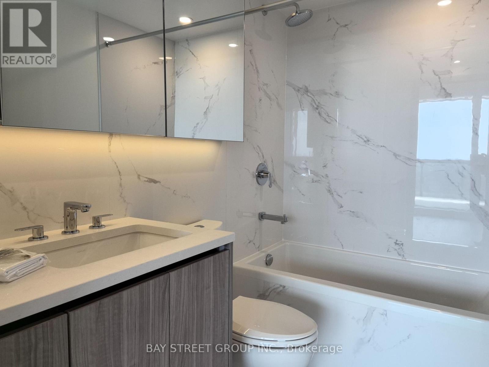 2702 - 27 MCMAHON DRIVE S