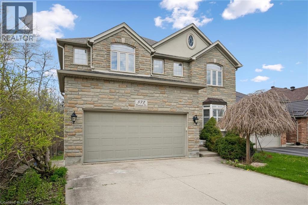 872 CREEKSIDE Drive