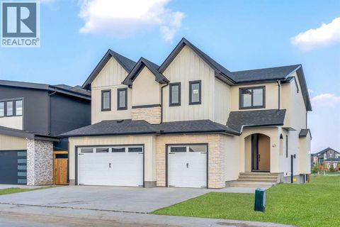 47 North Bridges Garden Langdon AB T0J1X3