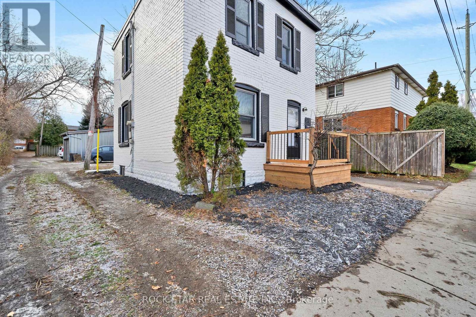 73 PETER STREET