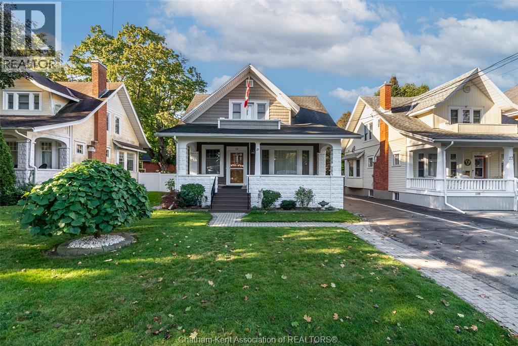 29 Erie STREET South