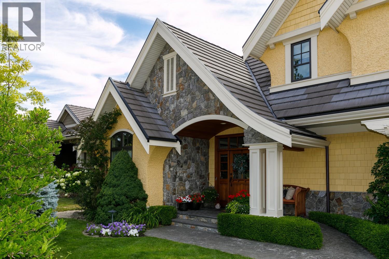 427 Long Ridge Drive