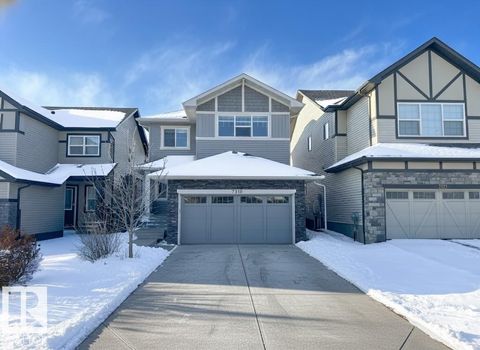 7310 EDGEMONT WY NW Edmonton AB T6M0S1