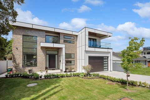 15671 ROPER AVENUE White Rock BC V4B2G9